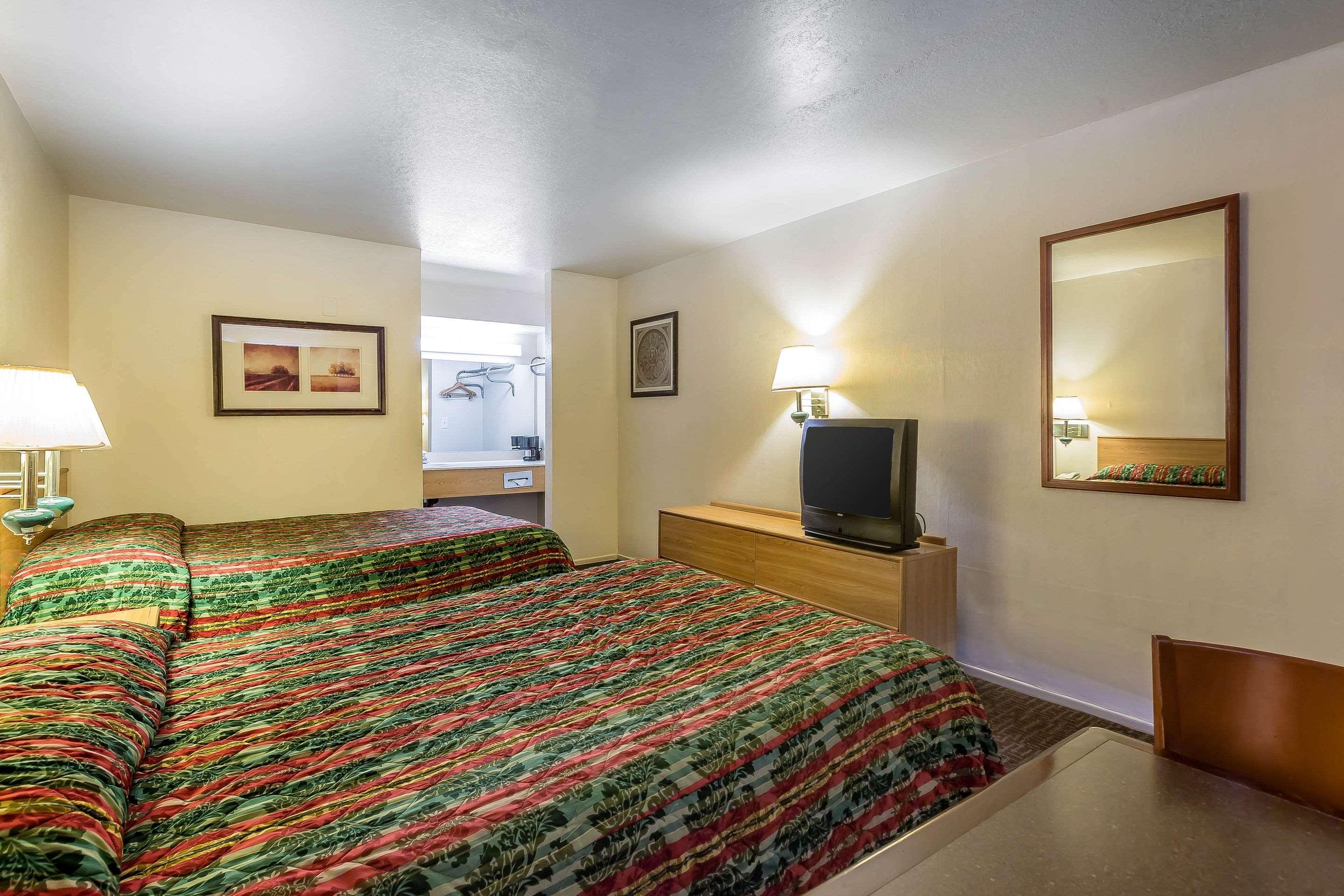 Rodeway Inn Magic Mountain Area Castaic Extérieur photo